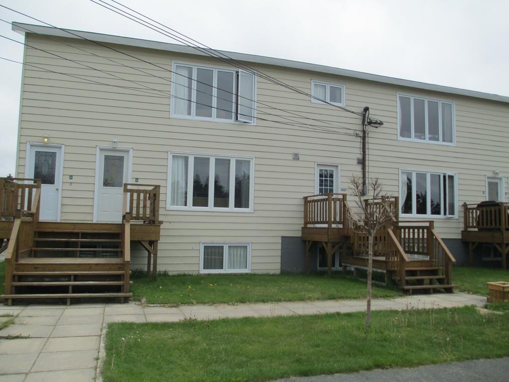 Comerford'S Ocean View Suites Holyrood Εξωτερικό φωτογραφία