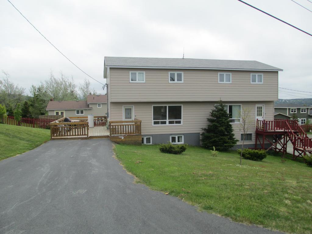 Comerford'S Ocean View Suites Holyrood Εξωτερικό φωτογραφία
