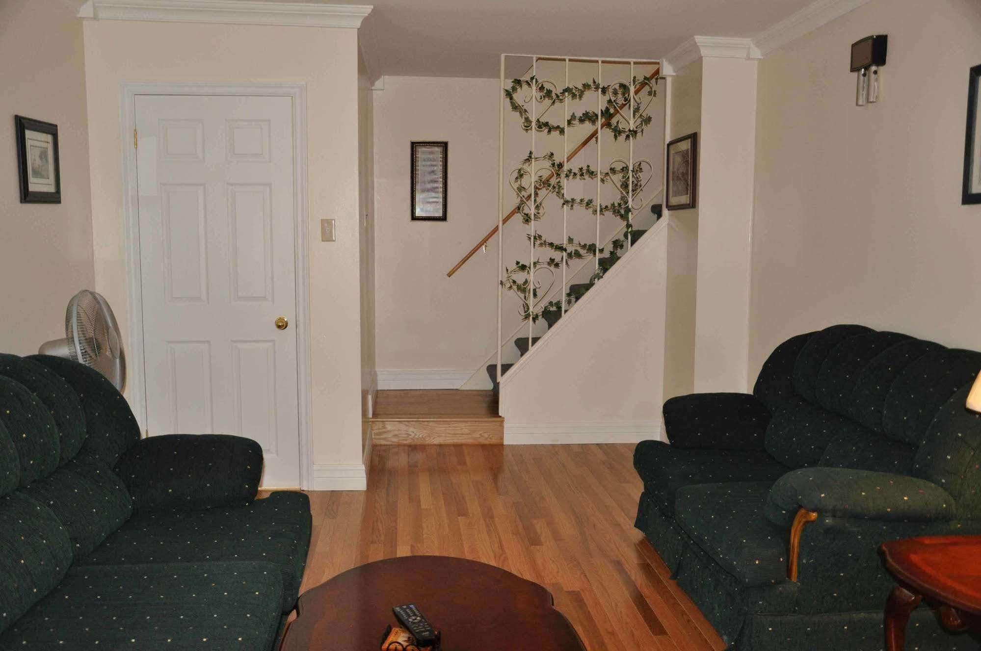 Comerford'S Ocean View Suites Holyrood Εξωτερικό φωτογραφία