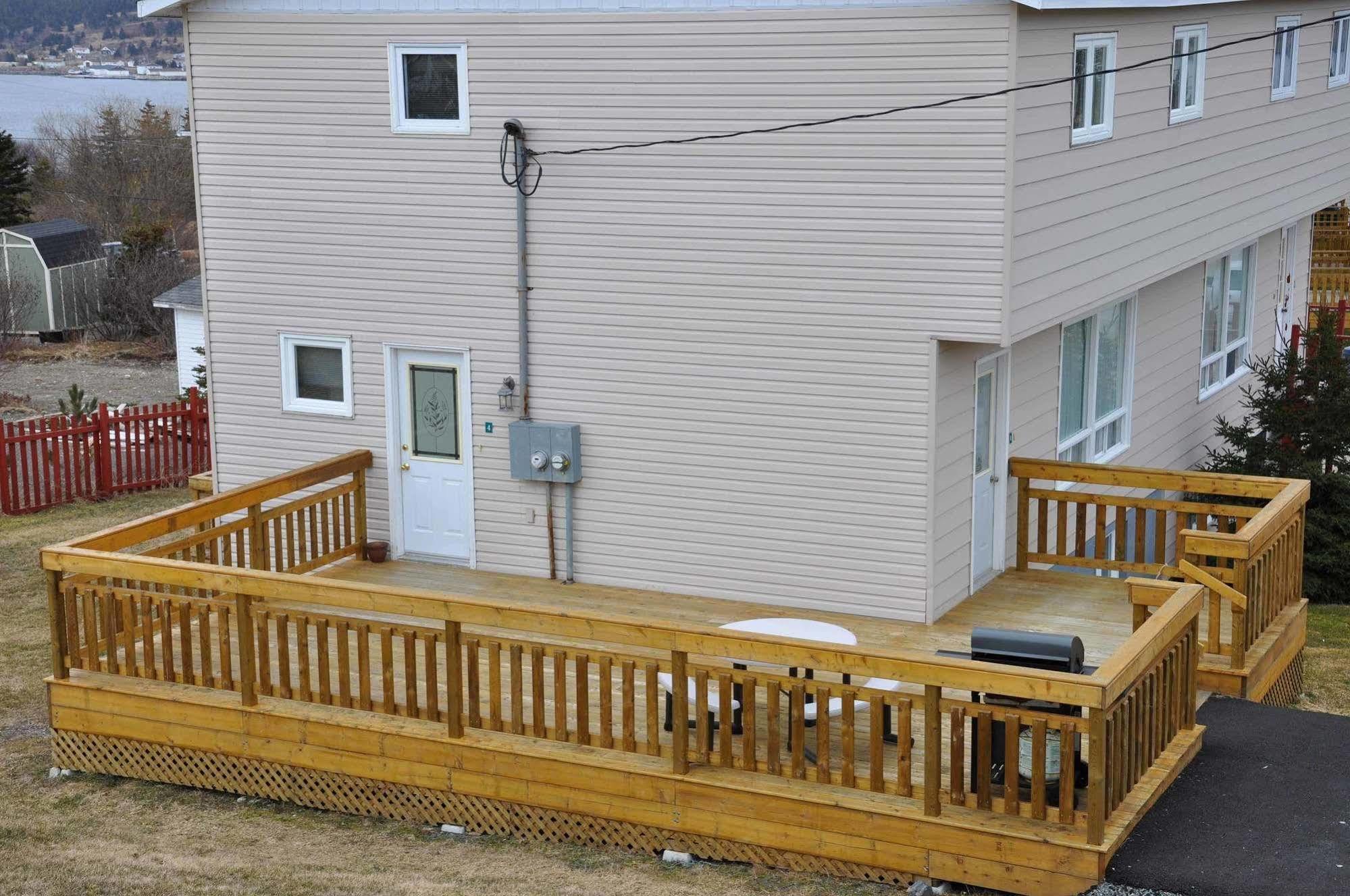 Comerford'S Ocean View Suites Holyrood Εξωτερικό φωτογραφία